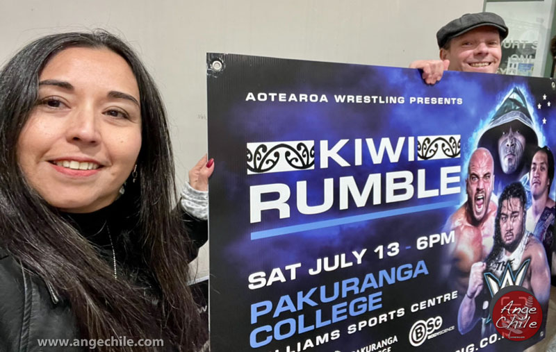 Ange y Rob en Kiwi Rumble por Aotearoa Wrestling - Lucha Libra en Nueva Zelanda - Ange Chile