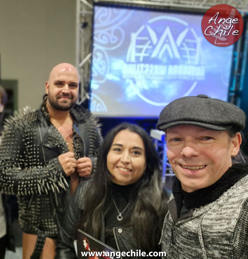 Ange y Rob con Micheal Richards en Kiwi Rumble de Aotearoa Wrestling - Lucha Libra en Nueva Zelanda - Ange Chile