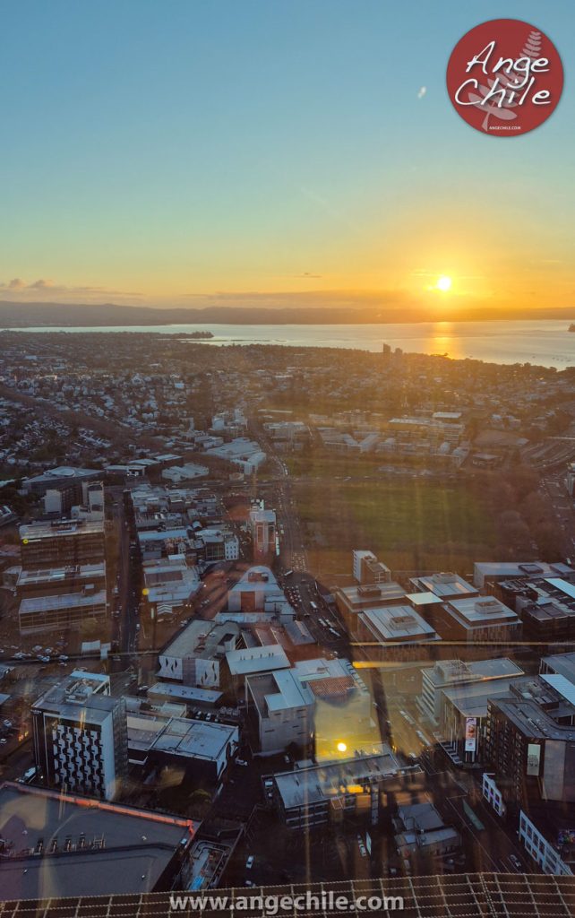 Puesta del Sol desde la Sky Tower de Auckland, Nueva Zelanda - Ange Chile