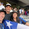 Ange y Rob con Dan Carter (de los All Blacks) en el partido de Auckland FC vs Wellington Phoenix 2024 - Ange Chile